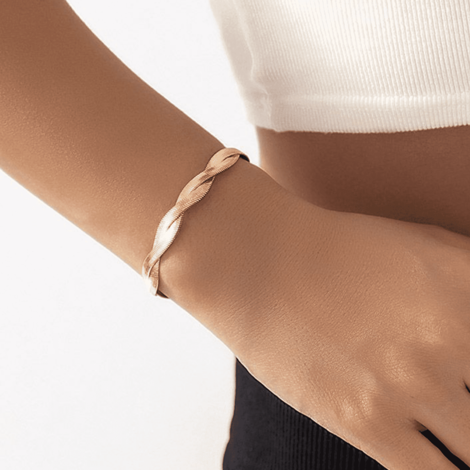"Timeless Women's Herringbone Bracelet - Expertly Crafted with 18K Gold Plating for Enduring Beauty"