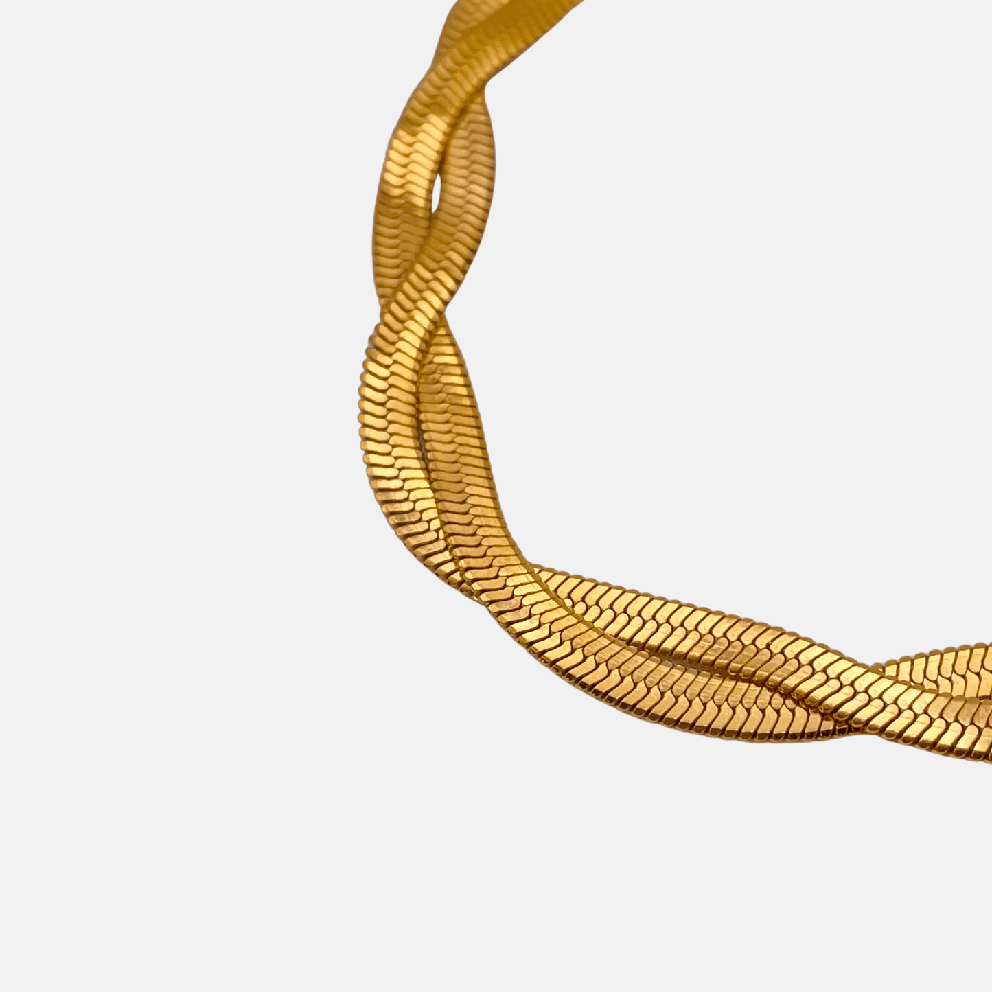 Sleek and Stylish Women's Herringbone Bracelet - Lustrous 18K Gold Plating for Effortless Glamour"