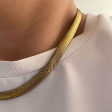 Load image into Gallery viewer, Herringbone Necklace
