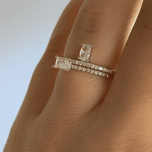 Load image into Gallery viewer, Channel Set Baguette Ring
